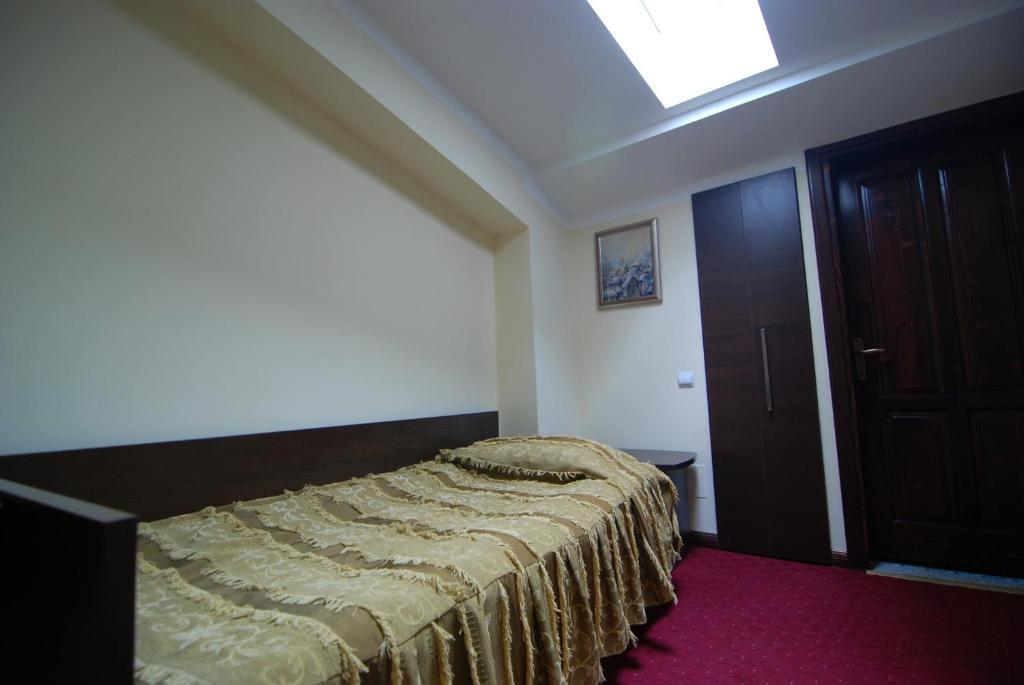 Pensiunea Italiana Brasov Phòng bức ảnh