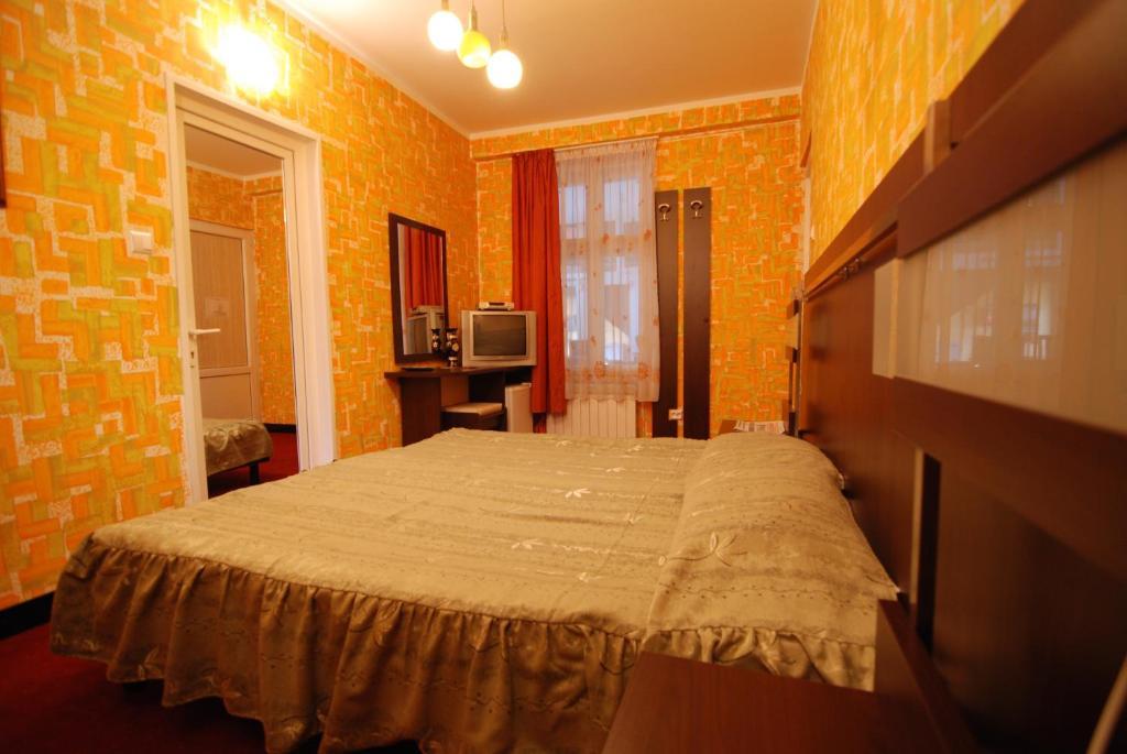 Pensiunea Italiana Brasov Ngoại thất bức ảnh